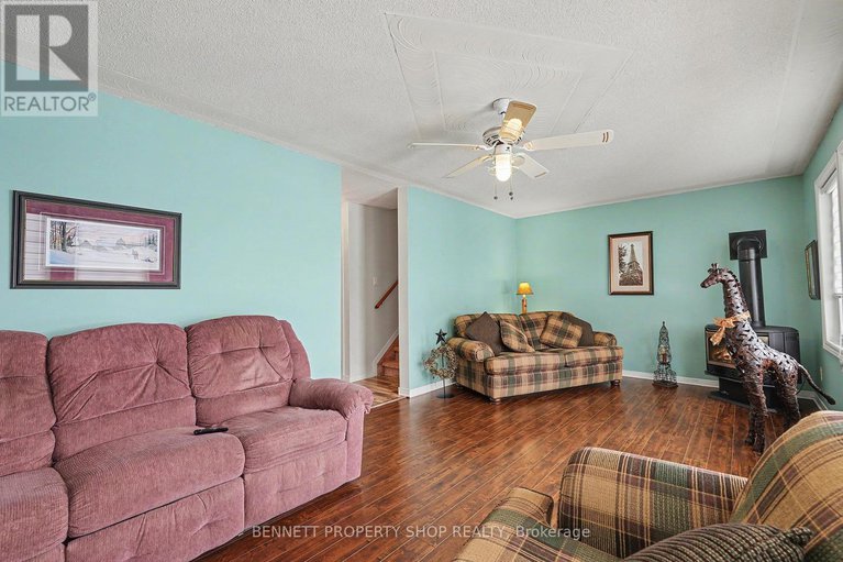 29254628/1312-scheel-drive/mcnabbraeside-twps/mcnabbraeside/ontario/K0A1G0_6