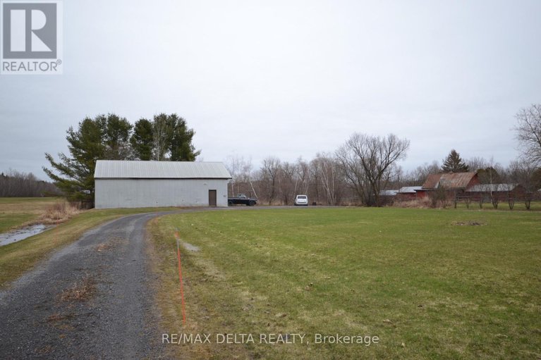 29619266/4001-champlain-street/clarencerockland-twp/clarence-rockland/ontario/K0A1E0_25