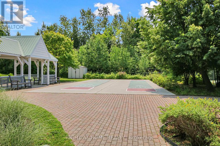 28554308/101-darlington-private/hunt-clubwestern-community/ottawa/ontario/K1V0X8_32