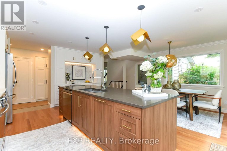 28597988/1866-beattie-avenue/playfair-park/ottawa/ontario/K1H5R8_13