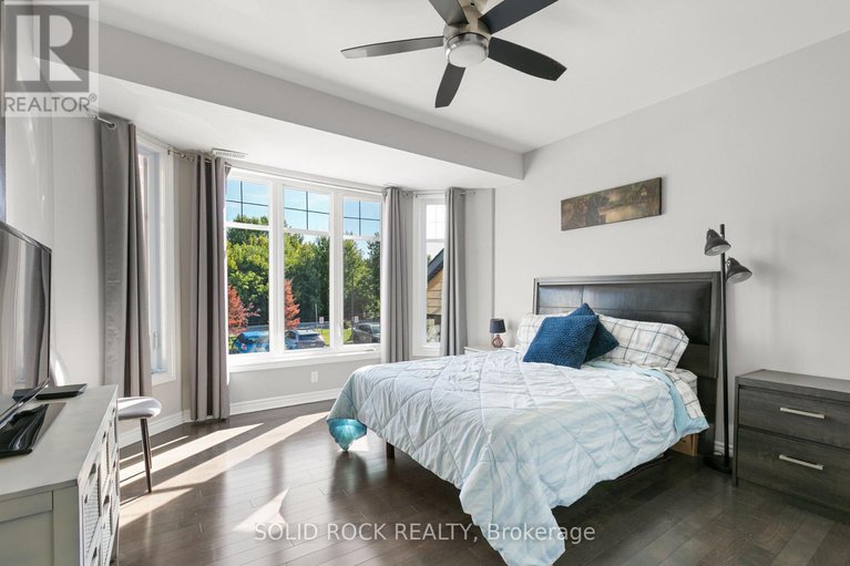 28860399/4-60-prestige-circle/chatelaine-village/ottawa/ontario/K4A0Y1_26