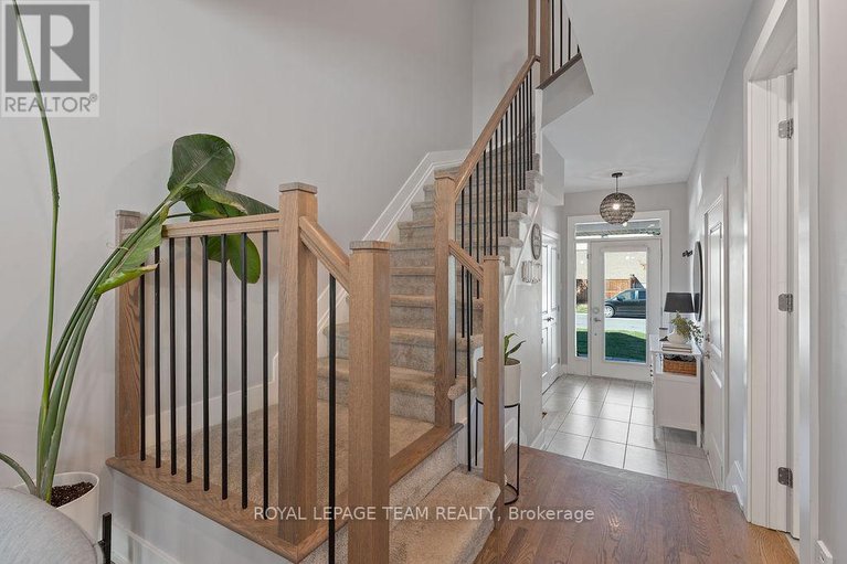 28999161/321-proud-walk-walk/stittsville-south/ottawa/ontario/K2S2L6_7