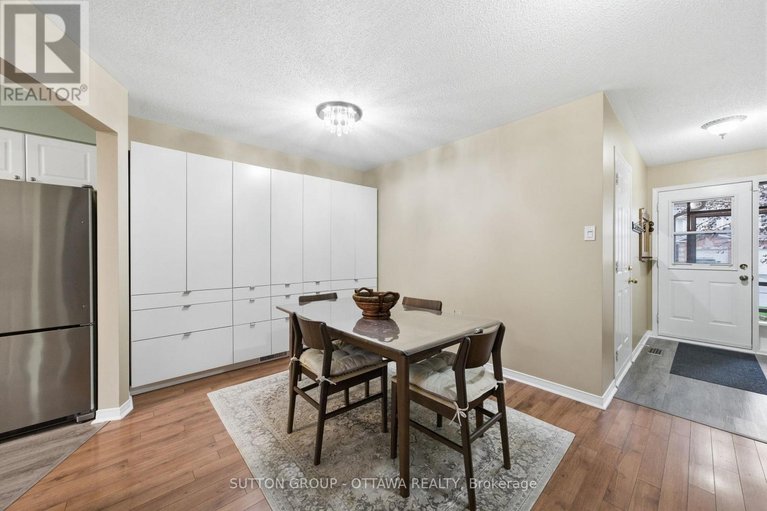 29623978/814-nesting-way/fallingbrookgardenway-south/ottawa/ontario/K4A3X2_4