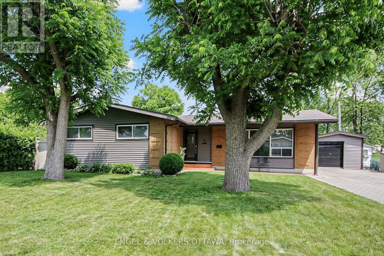 28483641/8-greenwich-avenue/carleton-heights/ottawa/ontario/K2E5E6_1