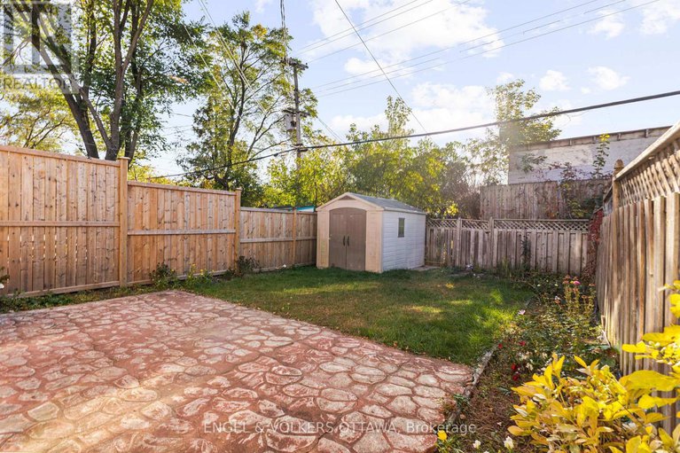 29354277/838-borthwick-avenue/castle-heightsrideau-high/ottawa/ontario/K1K2M8_31