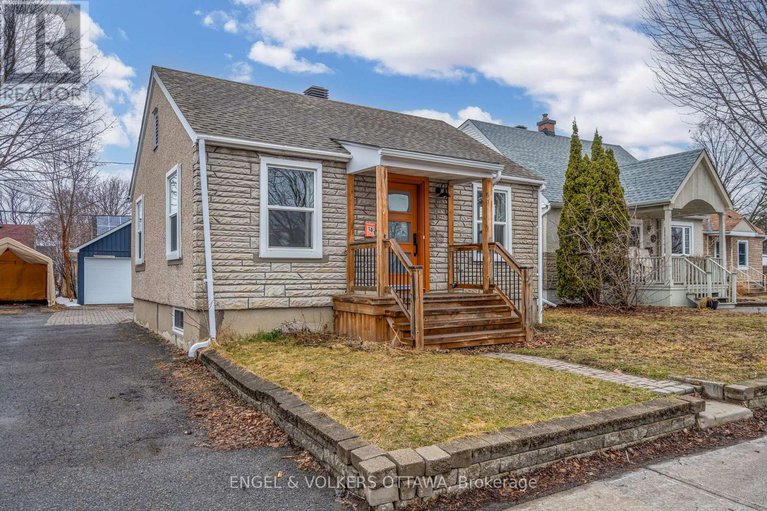 28177726/141-crerar-avenue/carlington/ottawa/ontario/K1Z7P4_1