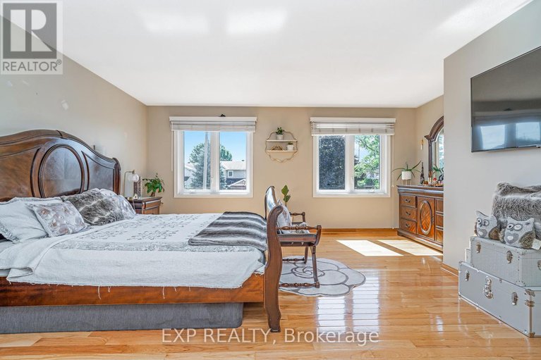 28746795/2103-gardenway-drive/fallingbrookgardenway-south/ottawa/ontario/K4A3K2_28