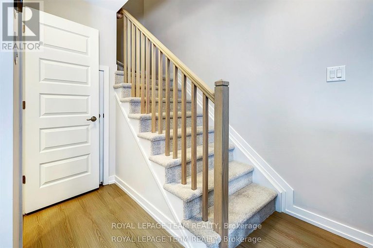 29602830/241-david-lewis-private/avalon-west/ottawa/ontario/K4A5S7_12