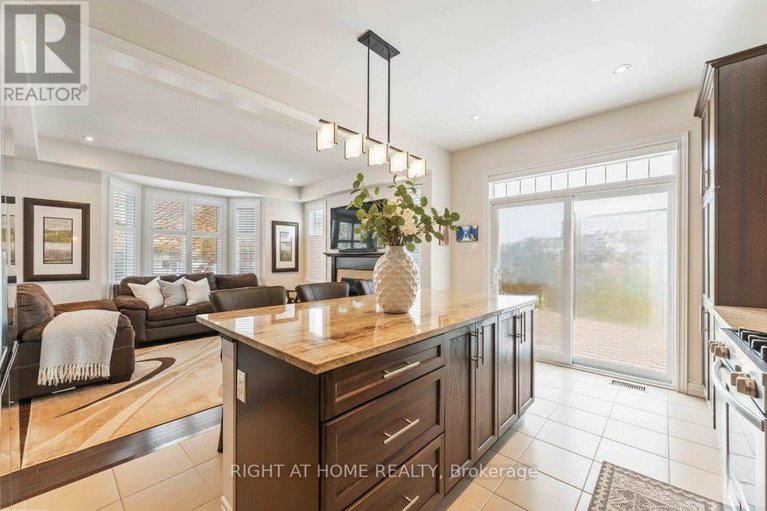 29150874/369-autumnfield-street/emerald-meadowstrailwest/ottawa/ontario/K2M0J6_14