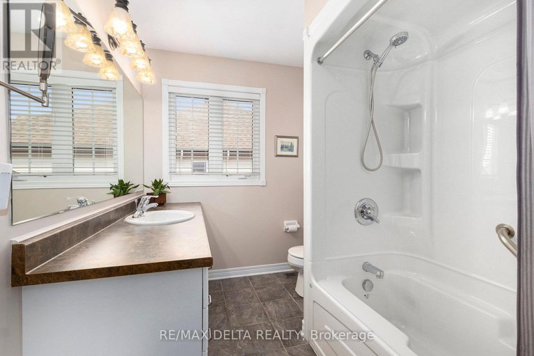 28713671/176-louise-street/town-of-rockland/clarence-rockland/ontario/K4K1R9_17