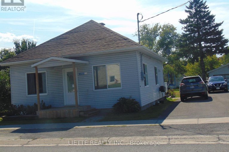 28823591/21968-main-street/north-glengarry-lochiel-twp/north-glengarry/ontario/K0B1H0_2