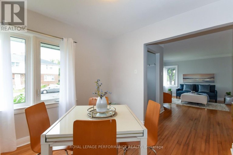 29565528/274-queen-mary-street/overbrookcastle-heights/ottawa/ontario/K1K1X2_9