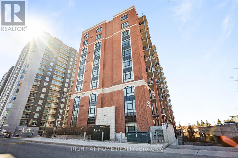 28511059/911-555-anand-private/riverside-park-south/ottawa/ontario/K1V2R7_3