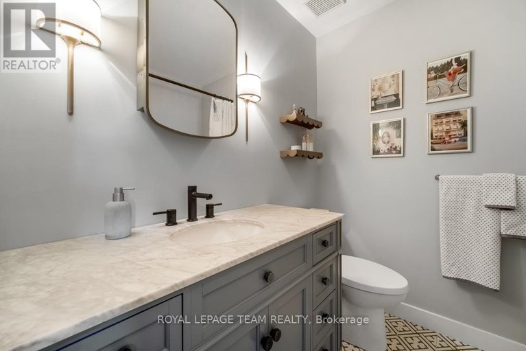 29676551/103-dunbarton-court/cardinal-glen/ottawa/ontario/K1K4L5_25