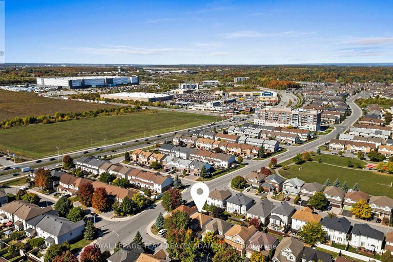 29030292/503-stonechurch-way/cedargrovefraserdale/ottawa/ontario/K2J0C5_41