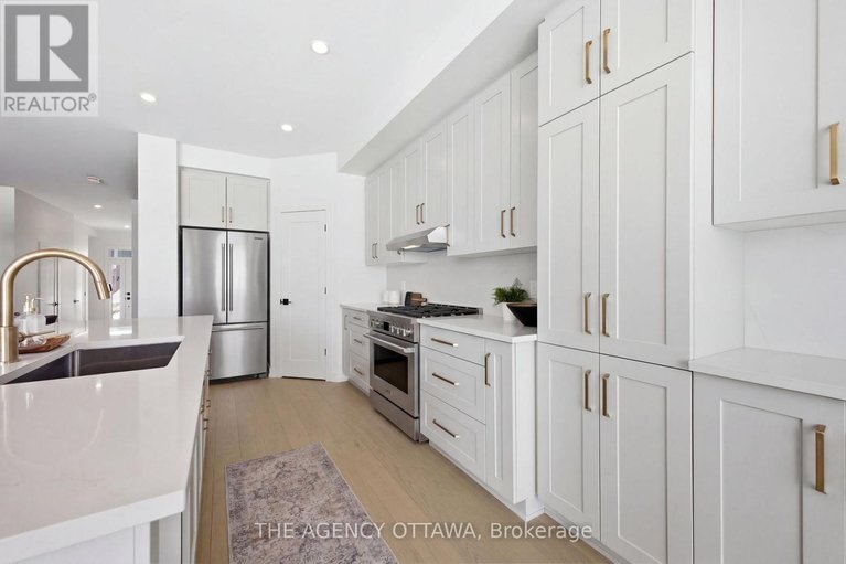 29454233/1146-cope-drive/stittsville-south/ottawa/ontario/K2S3C3_12