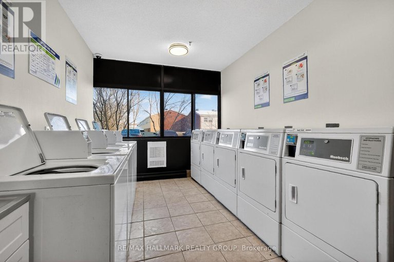 29377348/404-2019-bank-street/ellwood/ottawa/ontario/K1V0N1_18