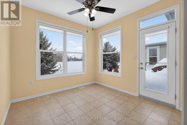 29356022/657-country-trail-private/carlsbad-springs/ottawa/ontario/K0A1K0_16