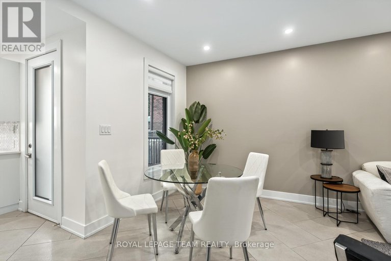 29330207/16-first-avenue/glebe/ottawa/ontario/K1S2G2_10