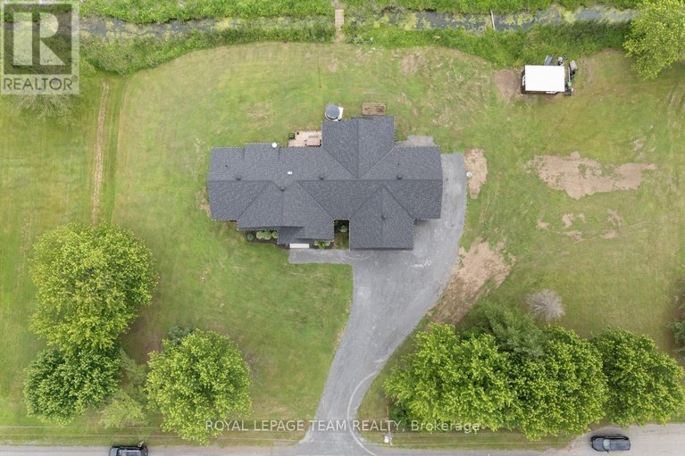 29569623/3783-woodkilton-road/dunrobin/ottawa/ontario/K0A3M0_45