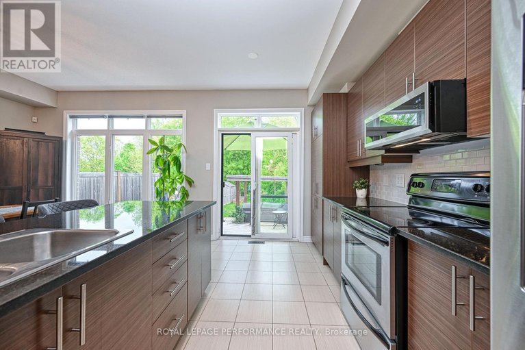 28391949/664-whitecliffs-avenue/riverside-south/ottawa/ontario/K1V2N4_20