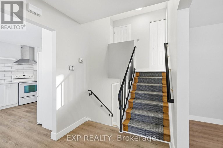 29332687/2158-fillmore-crescent/beacon-hill-north/ottawa/ontario/K1J6A4_14