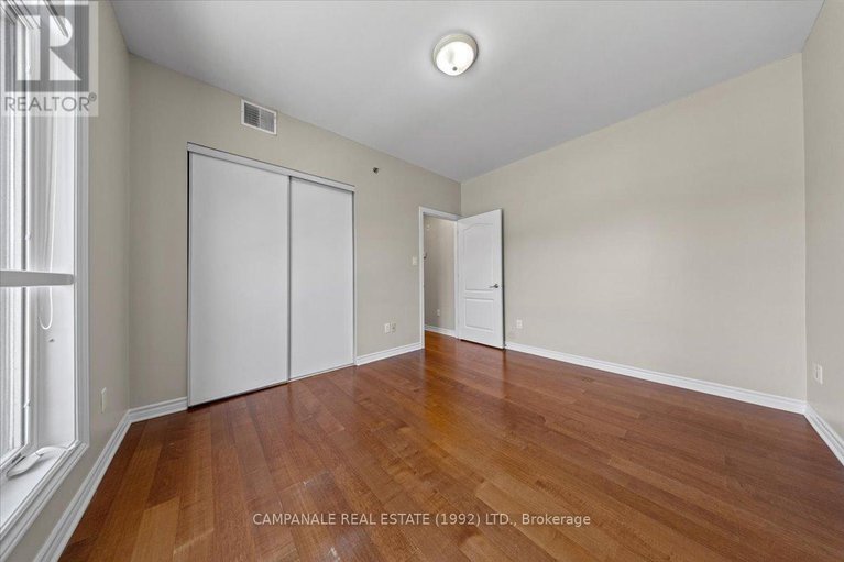 28243620/201-6-grove-avenue/old-ottawa-south/ottawa/ontario/K1S3A6_17