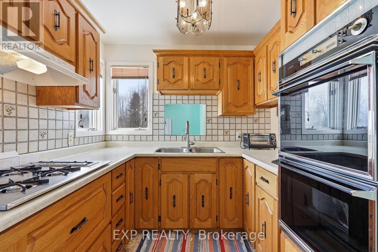 29393358/1776-labonte-street/clarencerockland-twp/clarence-rockland/ontario/K0A1N0_17