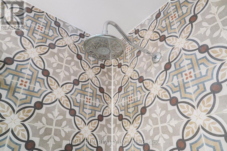 29392520/224-walden-drive/beaverbrook/ottawa/ontario/K2K2M3_29