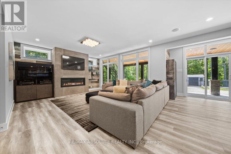 28693954/144-derbeyshire-street/kanata-north-west/ottawa/ontario/K2W0E7_37