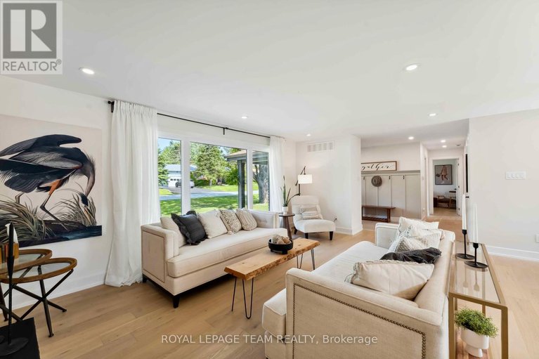 28439592/5282-hillcrest-drive/manotick-long-island-nicholls-island/ottawa/ontario/K4M1E9_9