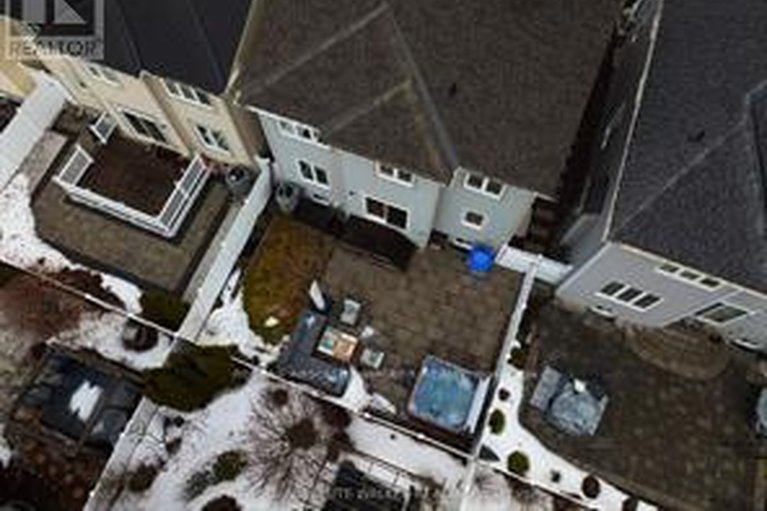 29677266/207-rivertree-street/emerald-meadowstrailwest/ottawa/ontario/K2M0J4_46
