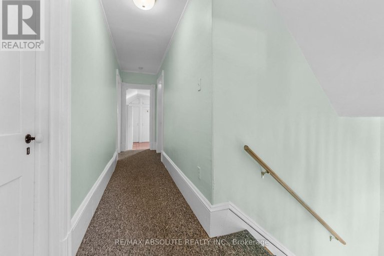 28469418/167-macfarlane-street/pakenham/mississippi-mills/ontario/K0A2X0_20