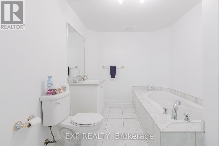 28808188/5472-wicklow-drive/manotick-village-manotick-estates/ottawa/ontario/K4M1C4_45