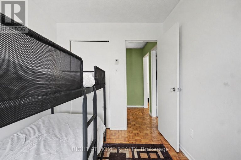 29675109/305b-2044-arrowsmith-drive/beacon-hill-south/ottawa/ontario/K1J7V8_23