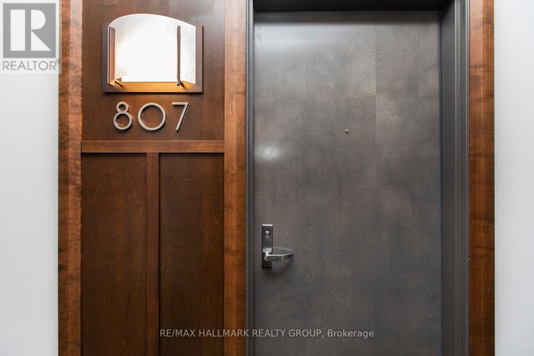 29527057/807-238-besserer-street/sandy-hill/ottawa/ontario/K1N6B1_27