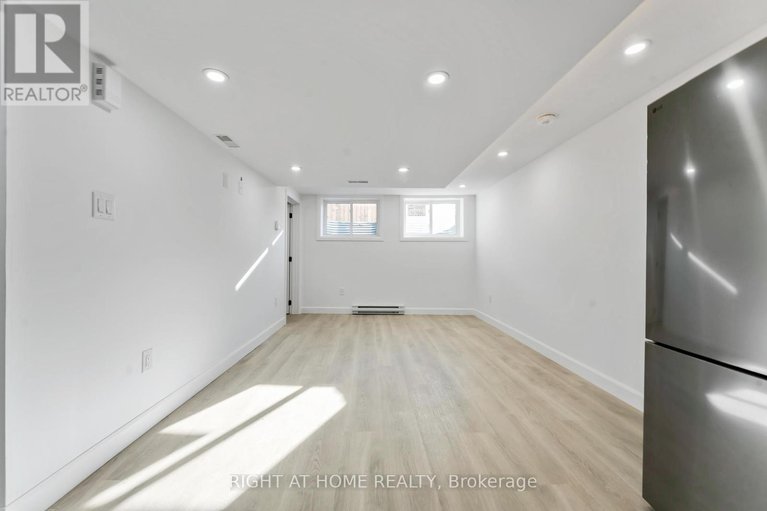 28705637/2700-priscilla-street/britannia/ottawa/ontario/K2B7E2_31