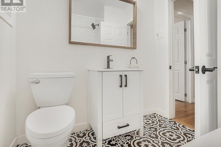 29075459/2077-lemay-crescent/elmvale-acresurbandale/ottawa/ontario/K1G2X5_13