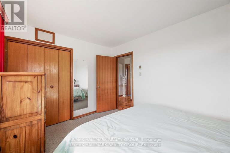 29092515/6050-old-richmond-road/south-of-fallowfield-road/ottawa/ontario/K0A2Z0_24