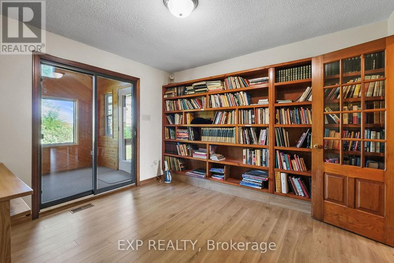 29449389/9185-ray-wilson-road/osgoode-twp-east-incl-kenmore/ottawa/ontario/K0A2P0_23