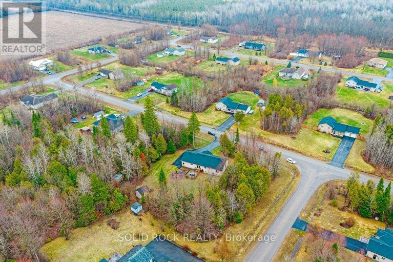 29622725/5-red-oak-drive/north-grenville-twp-kemptville-south/north-grenville/ontario/K0G1J0_13