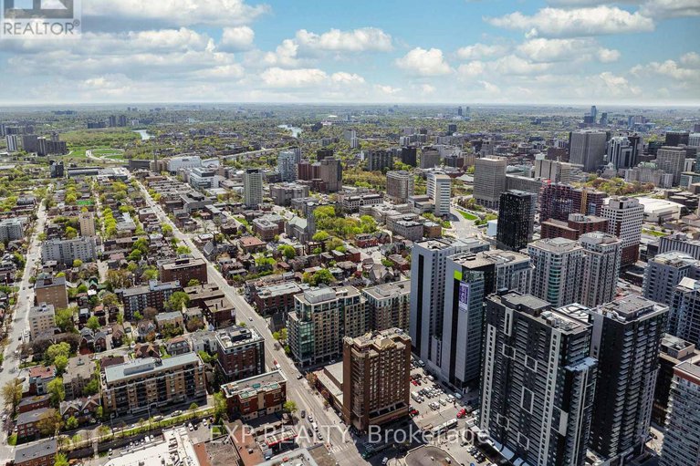 29224786/612-238-besserer-street/sandy-hill/ottawa/ontario/K1N6B1_27