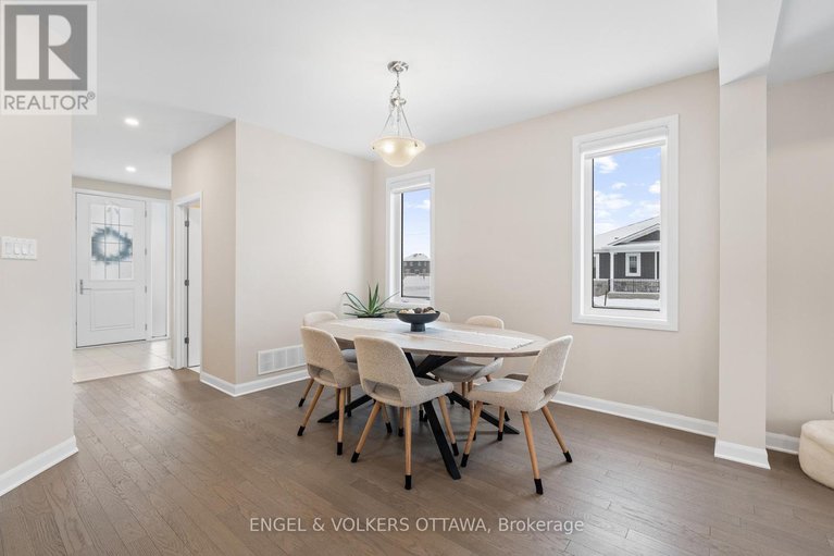 28163519/2053-wanderer-avenue/mahogany-community/ottawa/ontario/K4M0X1_10