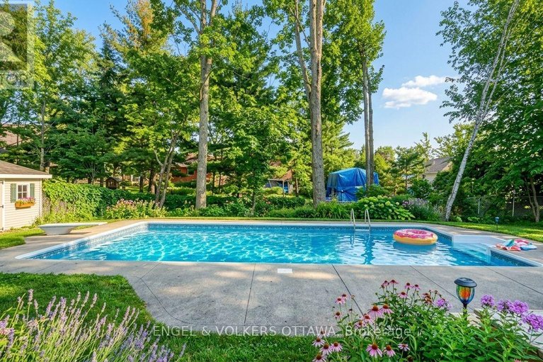 29581812/1263-randboro-crescent/navan/ottawa/ontario/K4B1K7_46