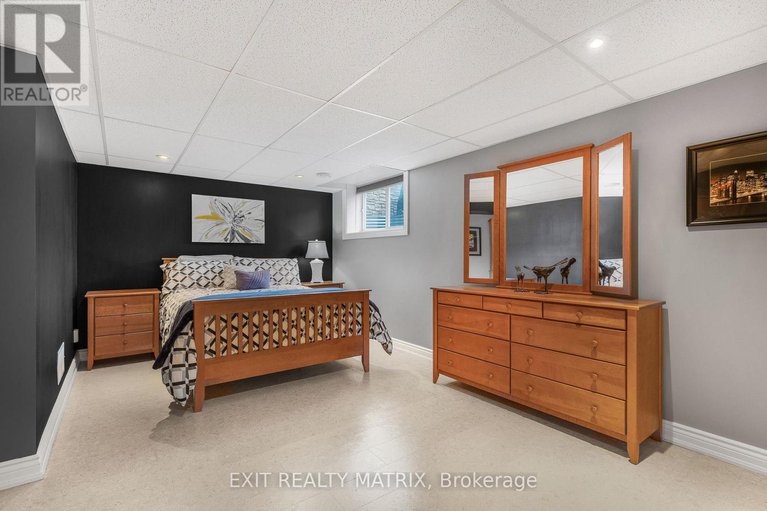 29122588/414-fairlakes-way/avalon-east/ottawa/ontario/K4A0L1_34