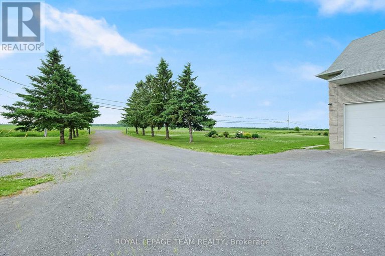 28499576/8665-russell-road/navan/ottawa/ontario/K4B0J7_41