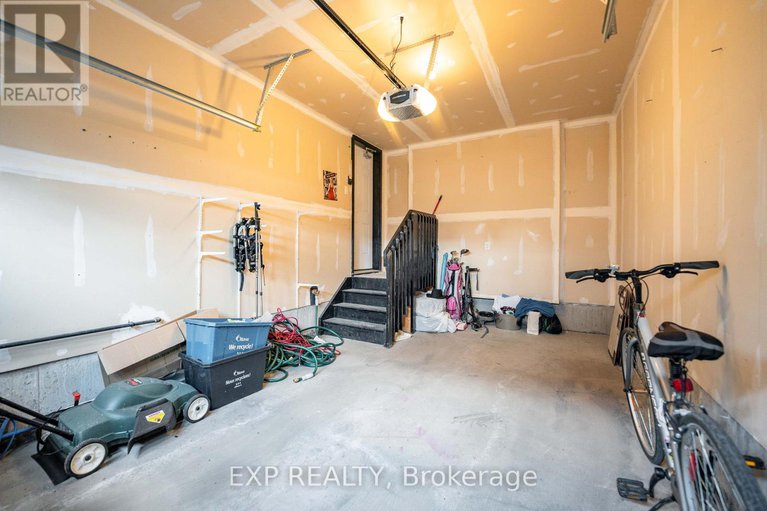 29123132/504-barholm-private/mer-bleuebradley-estatesanderson-park/ottawa/ontario/K4B1H9_28