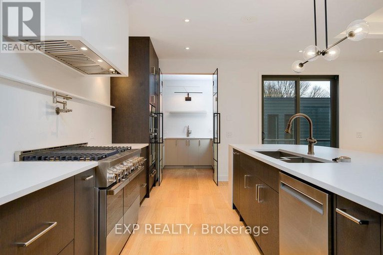 28547628/26-clovelly-road-w/rothwell-heights/ottawa/ontario/K1J6M2_10