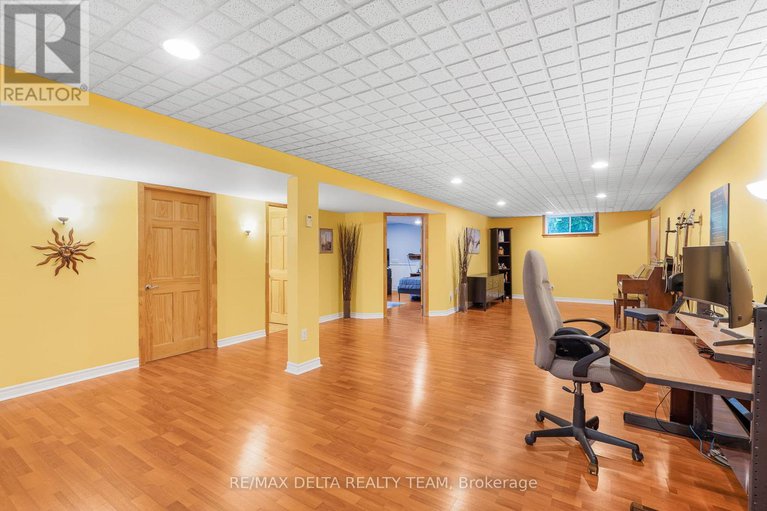 28499288/1147-fieldown-street/cumberland-ridge/ottawa/ontario/K4C1R7_26