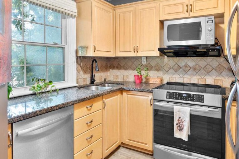 28559262/421-greenwood-avenue/laurentianview/ottawa/ontario/K2A0X5_24